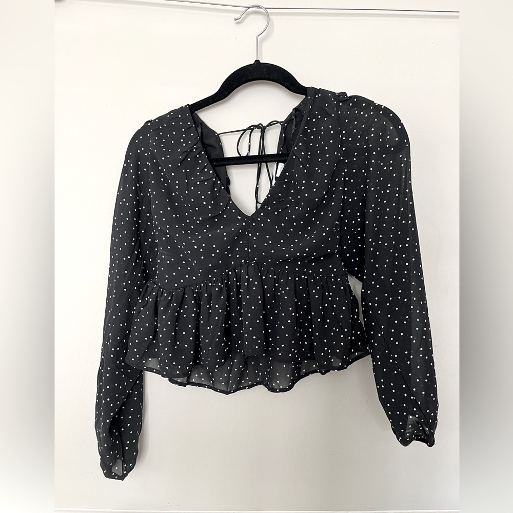 NWOT H&M Black w/ White Polka Dot Semi-Crop Top Deep VNeck Back Long Puff Sleeve
